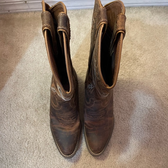 These Cute Justin Western Cowgirl boots pointed toe, size 7B! - Picture 2 of 8